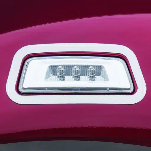 Kenworth T680/T880 Side Fender Marker Trim