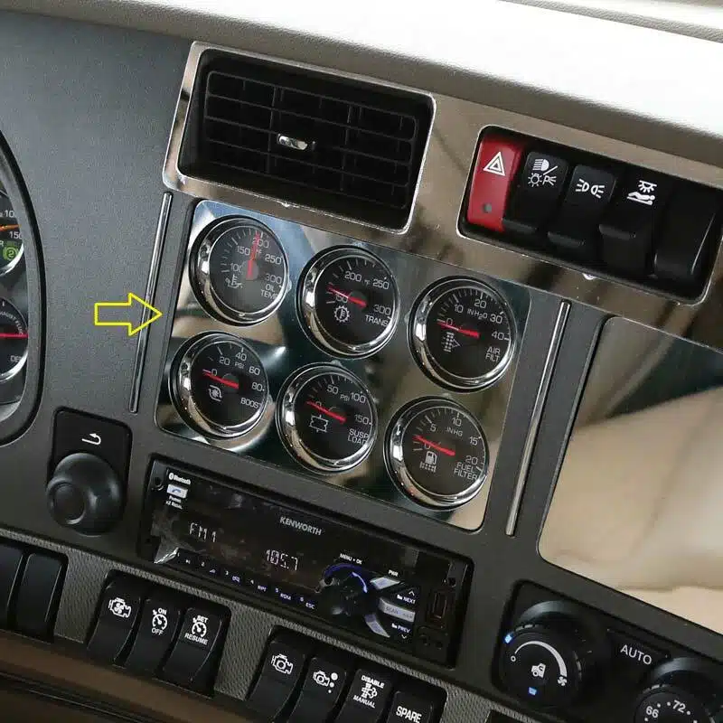 Kenworth T680 6-Gauge Cluster Trim