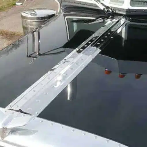 Peterbilt 379 Center Hood Trim with Dimples - Image 3