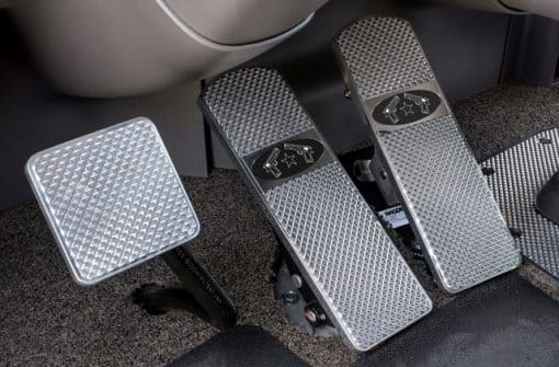 Peterbilt 1994-Current Classic Diamond Fine-Cut Billet Pedal Set - Image 5