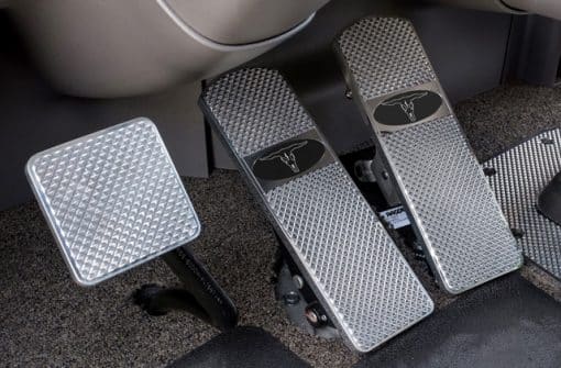 Peterbilt 1994-Current Classic Diamond Fine-Cut Billet Pedal Set - Image 6