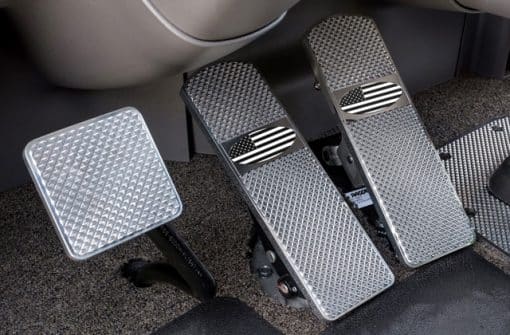 Peterbilt 1994-Current Classic Diamond Fine-Cut Billet Pedal Set