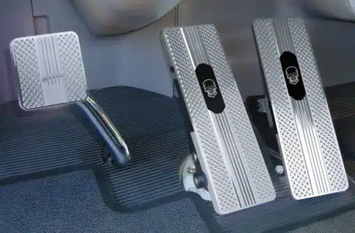 Kenworth 1994-2006 Classic Diamond Fine-Cut Billet Pedal Set - Image 4