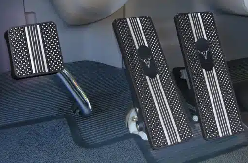 Kenworth 1994-2006 Classic Black Diamond Fine-Cut Billet Pedal Set - Image 7