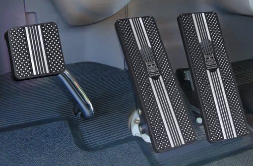 Kenworth 1994-2006 Classic Black Diamond Fine-Cut Billet Pedal Set