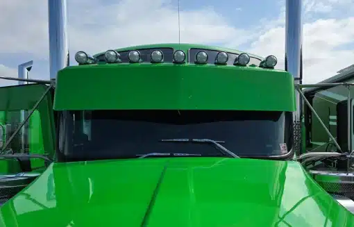 Kenworth 1 Piece Windshield 304 Stainless Wiper Arms