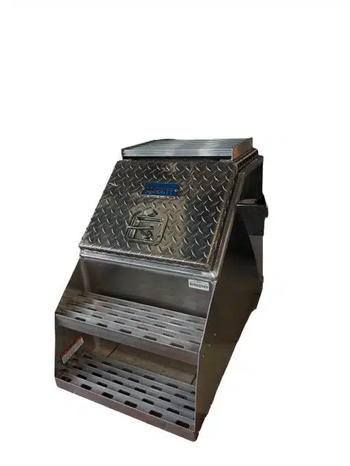 18" Step Saddle Box with Lid Assistance - Image 3