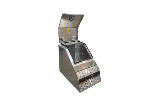 18" Step Saddle Box with Lid Assistance