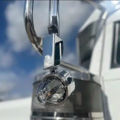 Mirror Bracket for Single Pedestal Light