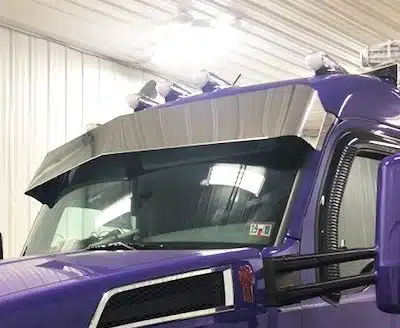 Kenworth T680 Reverse Bowtie Visor