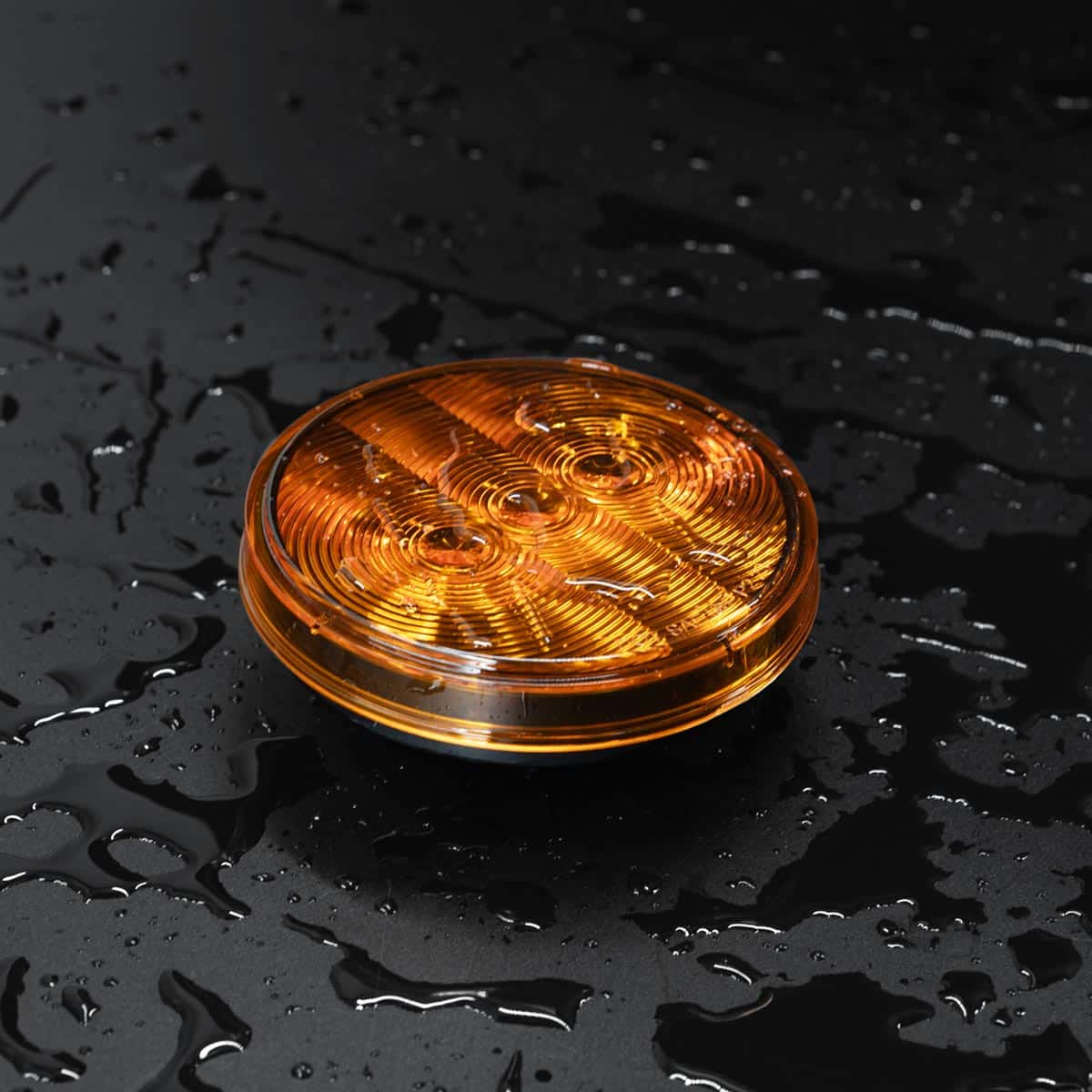 Amber 4" Round 3 LED Light - Image 2