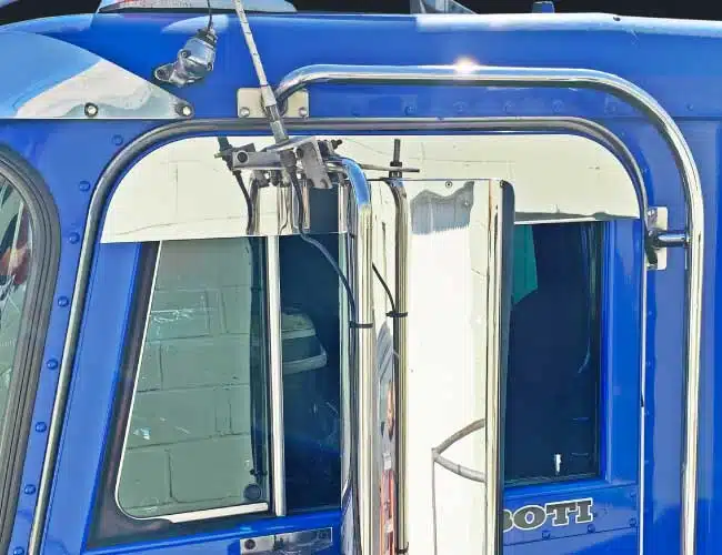 Peterbilt 362 Cabover 5" Chop Tops