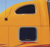 Peterbilt 387 Lower Sleeper Window Trim